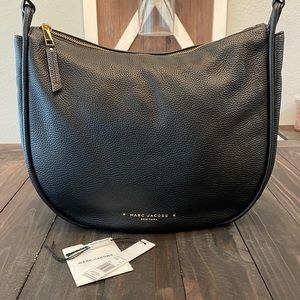 Beautiful Marc Jacobs Leather handbag Waver
